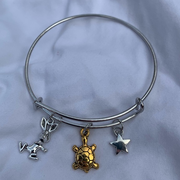 Brand New! Handmade! Adjustable Charm Bangle Bracelet! - Picture 2 of 4